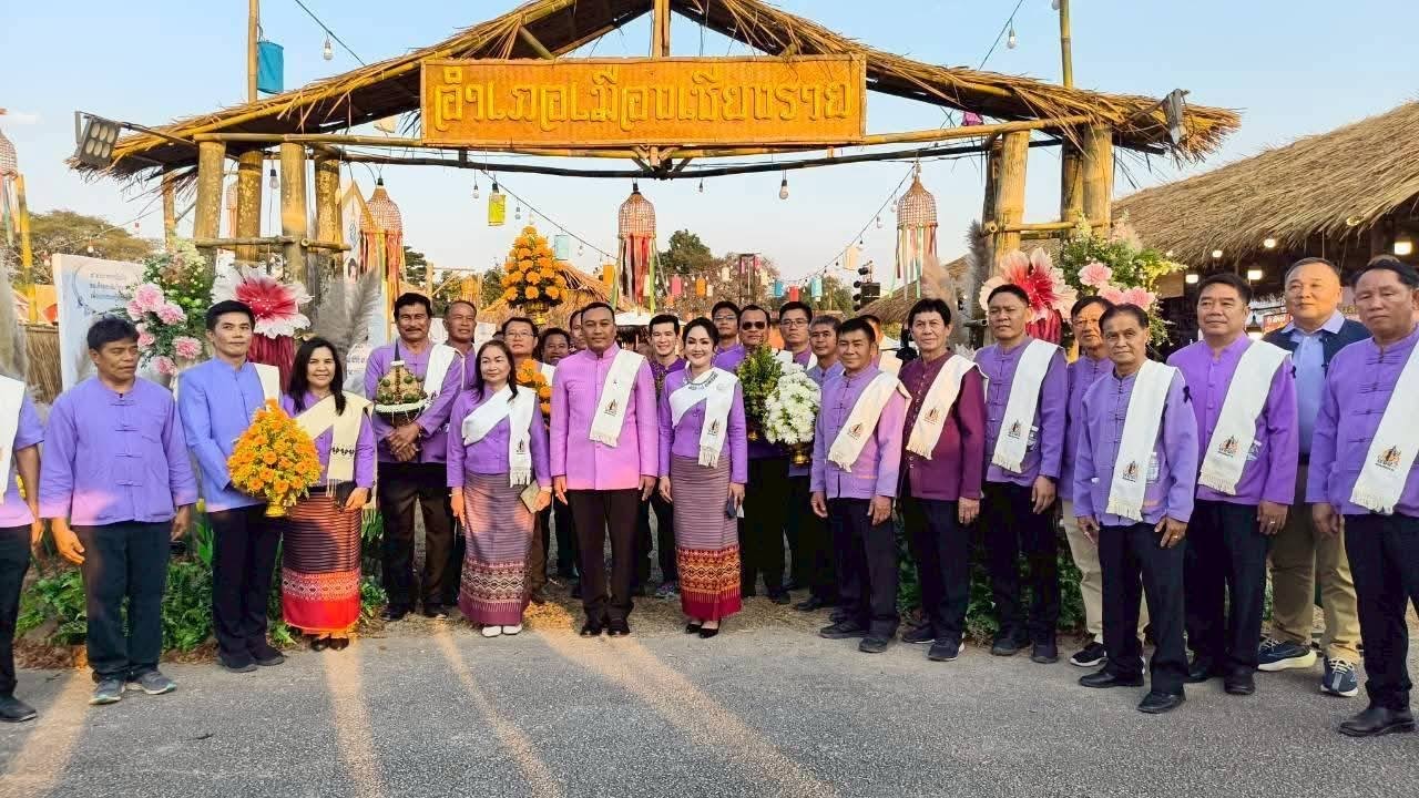 พช.เมืองเชียงราย ส่งเสริมการสวมใส่ผ้าไทย ผ้าชาติพันธุ์ และนำของเด่น ของดี สินค้า OTOP ร่วมจัดแสดง จำหน่าย ในงานพ่อขุนเม็งรายมหาราช ประจำปี 2569💠✨️